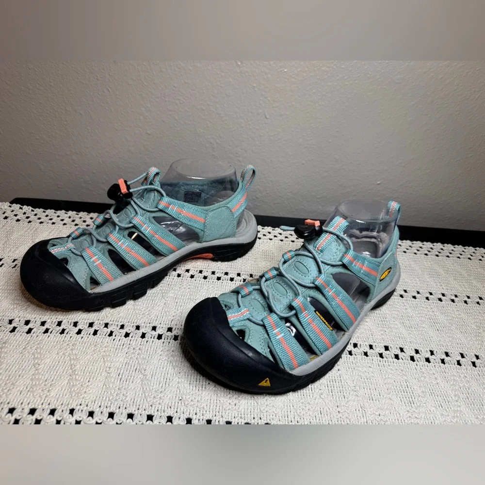 Keen Women’s Teal and Black Outdoor Sandals - Picture 1 of 7